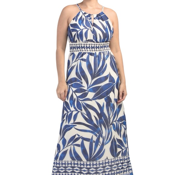 Dresses & Skirts - London Times Maxi Dress